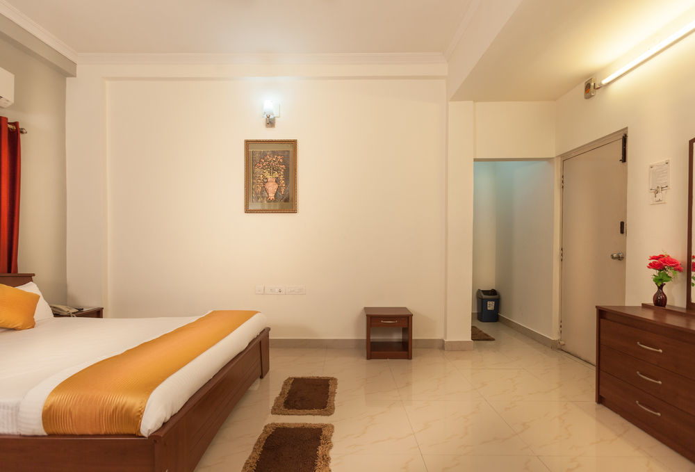 Hotel Oyo Omr Karapakkam 3*